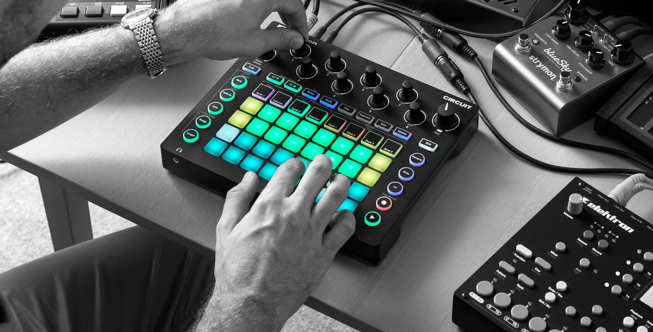 Novation Circuit Mono Station