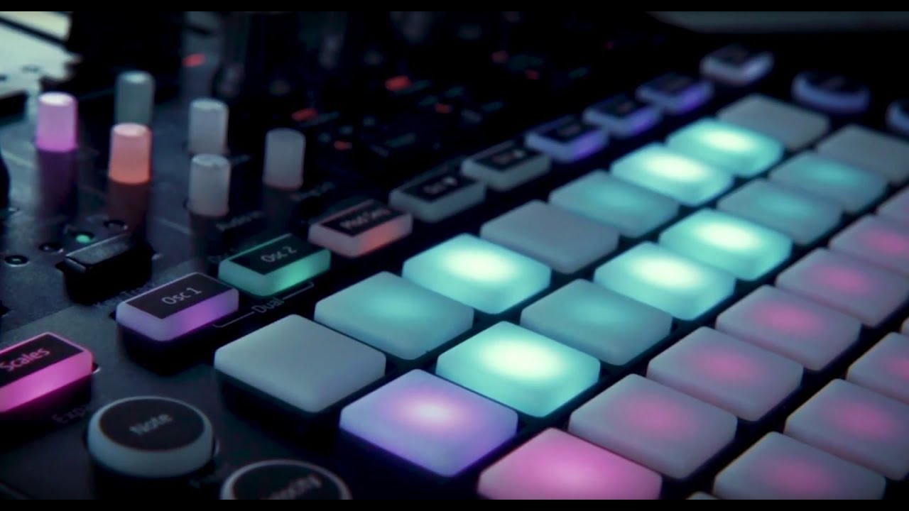 Novation Circuit Mono Station