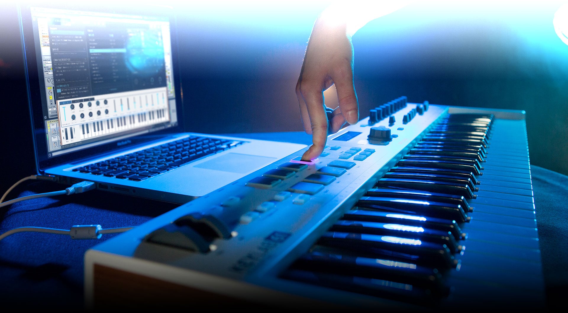 Arturia KeyLab Essential 61 Klavye