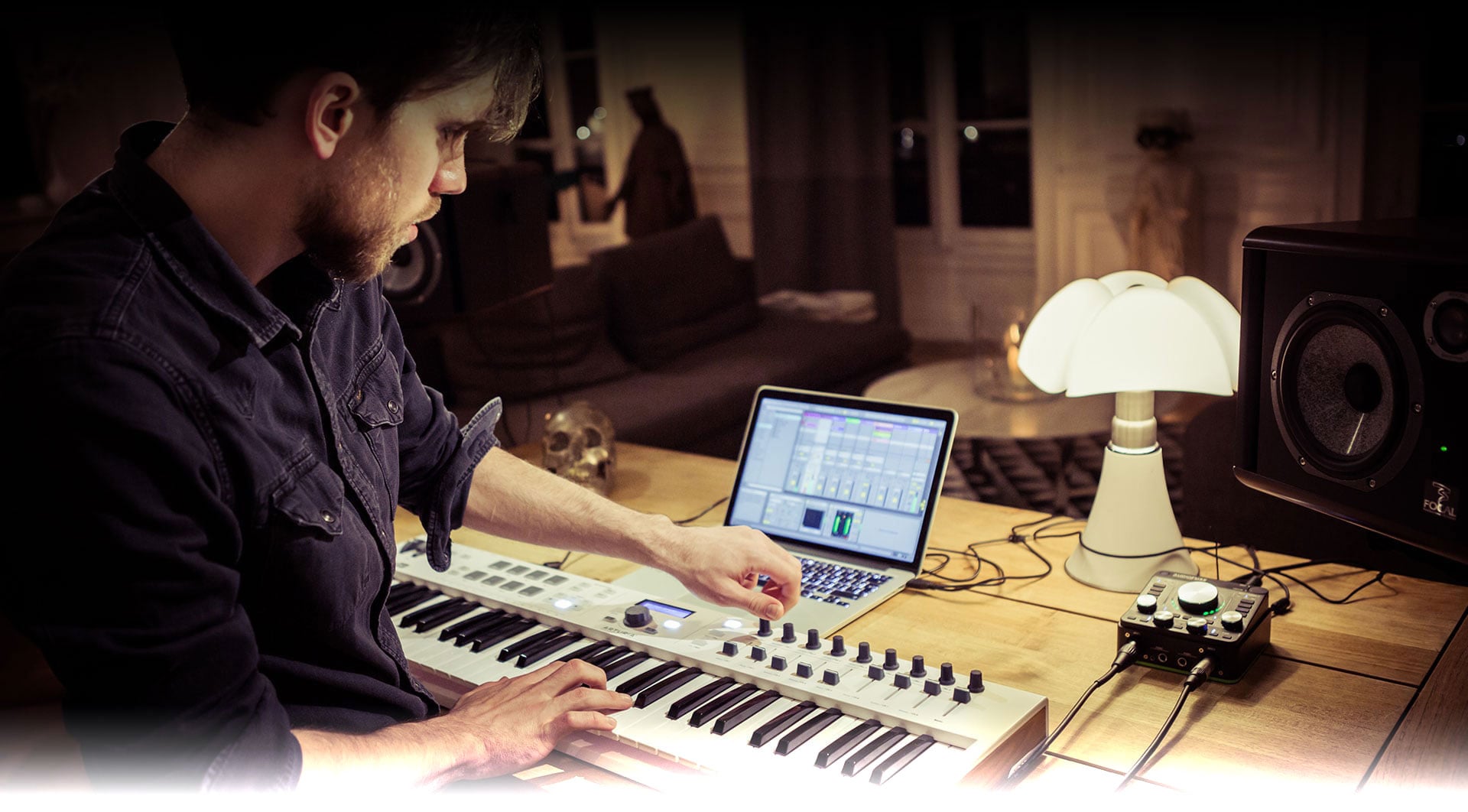 Arturia KeyLab Essential 61 Klavye