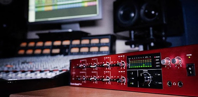 Focusrite Clarett 8Pre X Ses Kartı