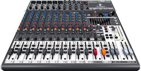 Behringer Xenyx X1832 USB Mikser