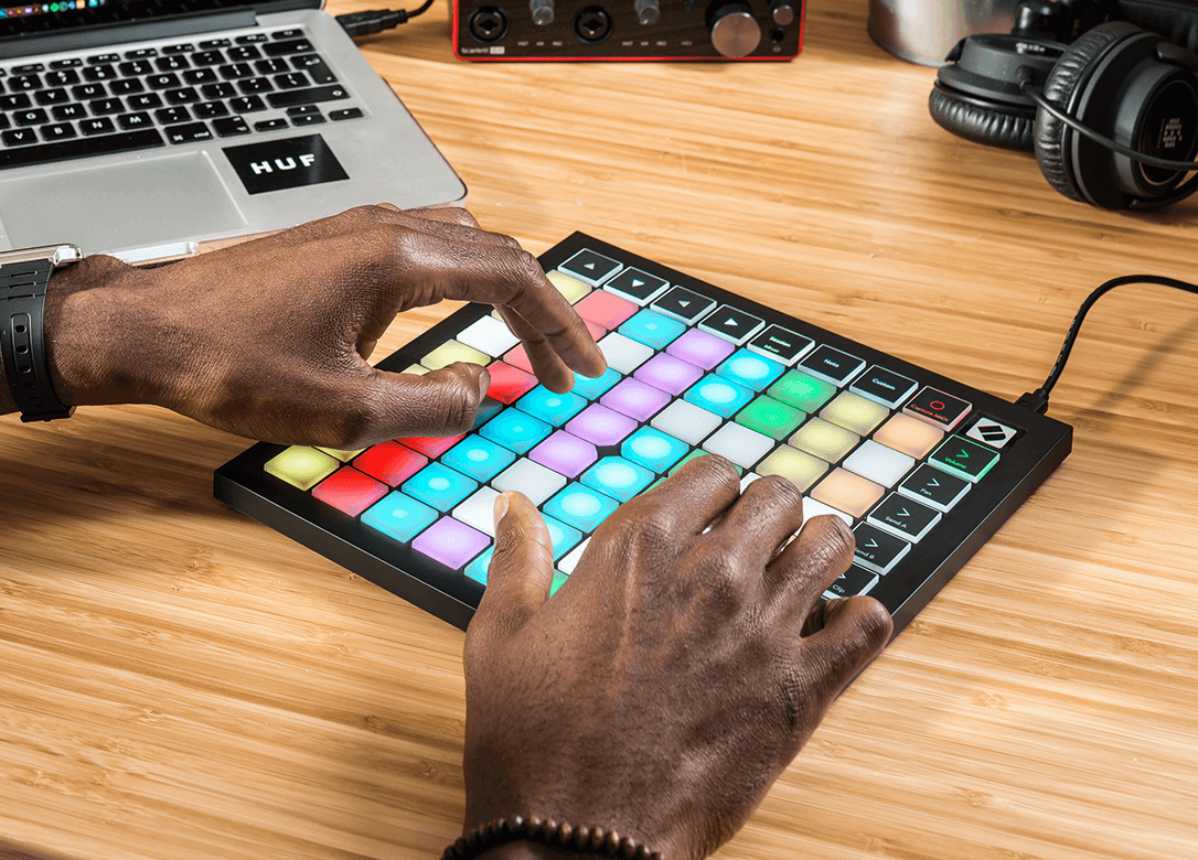 Novation Launchpad X Midi Controller En iyi Fiyatlar infoMusic'de!