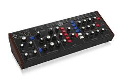 Behringer - Behringer MODEL D Analog Synthesizer